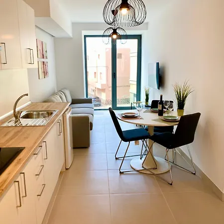 Апартаменты Canarian Sun 4 *